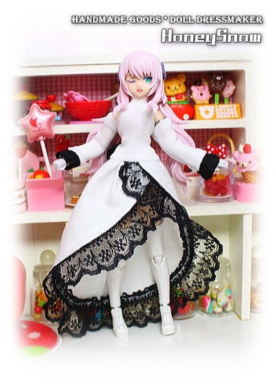 HS010 HoneySnow Turtle Fishtail Dress WHITE with black lace